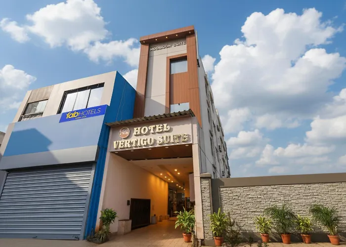 Fabhotel Vertigo Suites Mumbai